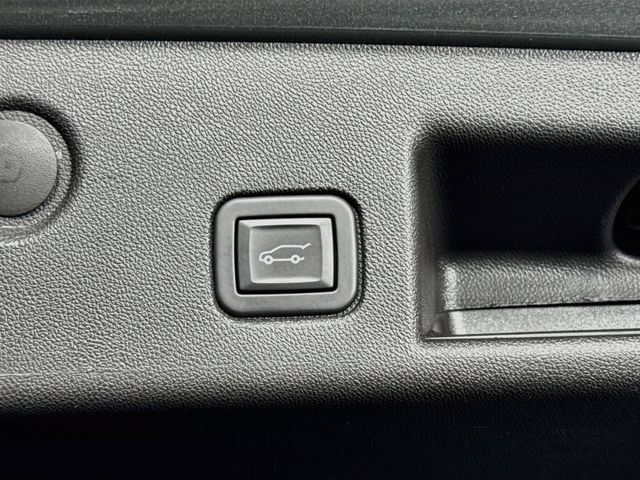 Used 2024 Chevrolet Equinox LT FWD image 41