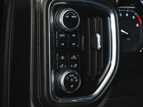 Used 2022 GMC Sierra 1500 AT4 image 17