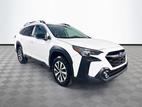 Used 2025 Subaru Outback Premium w/ Popular Package #1 AWD/4WD image 1