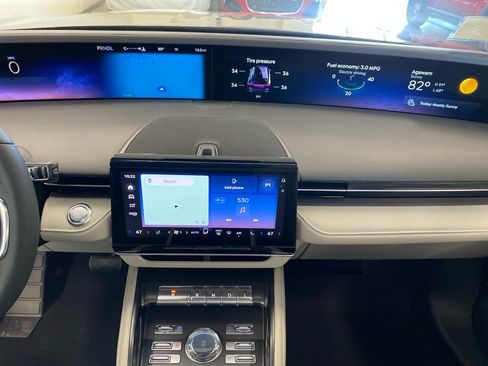 New 2026 Lincoln Nautilus Premier w/ Equipment Group 102A AWD/4WD image 21