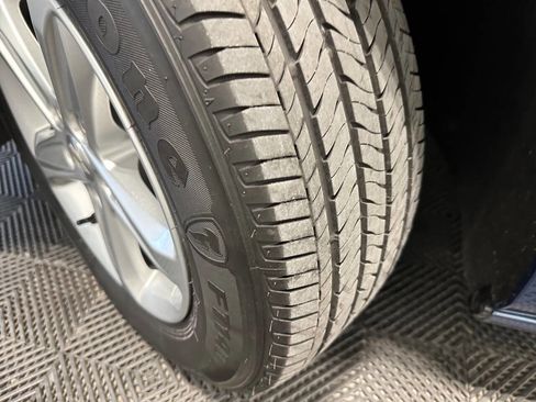 Used 2024 Chevrolet Malibu LT image 46