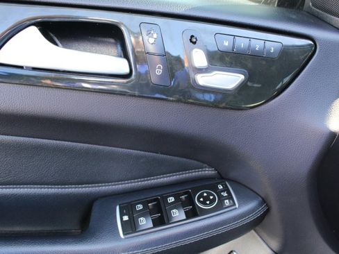 Used 2016 Mercedes-Benz GLE 350 w/ Premium Package image 16