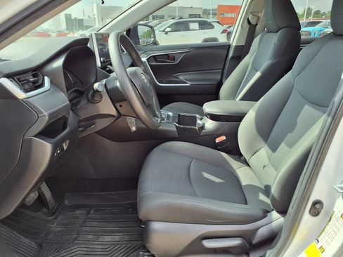 Used 2023 Toyota RAV4 LE image 17
