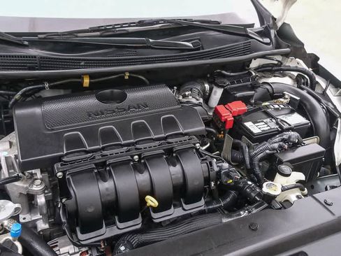 Used 2016 Nissan Sentra SV FWD image 25