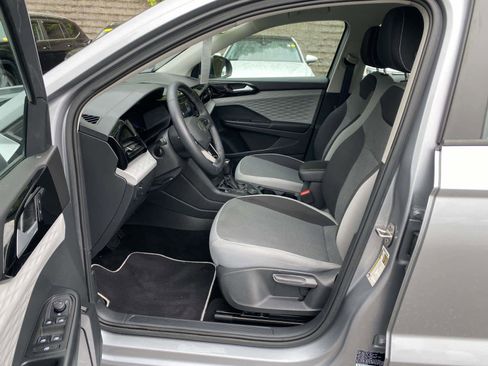 Certified 2023 Volkswagen Taos S AWD/4WD image 10