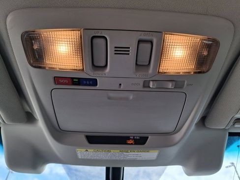 Used 2017 Subaru Outback 2.5i Premium image 25