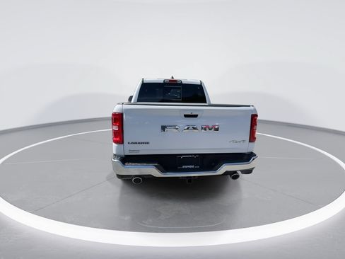 Used 2025 RAM 1500 Laramie AWD/4WD image 16