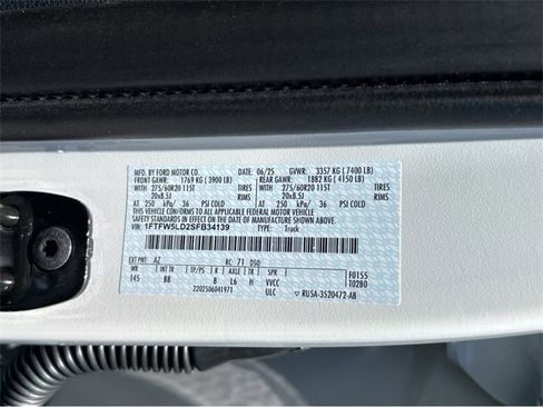 New 2025 Ford F150 Lariat w/ Equipment Group 502A High image 45