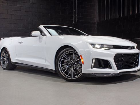 Used 2023 Chevrolet Camaro ZL1 image 10