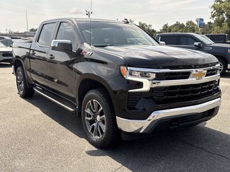 Used 2024 Chevrolet Silverado 1500 LT w/ Z71 Off-Road Package AWD/4WD video 1