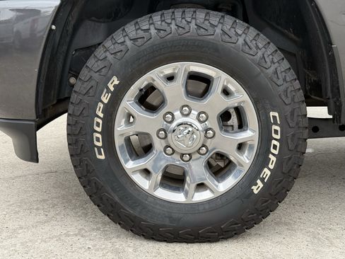 Used 2024 RAM 2500 Laramie w/ Safety Group AWD/4WD image 13