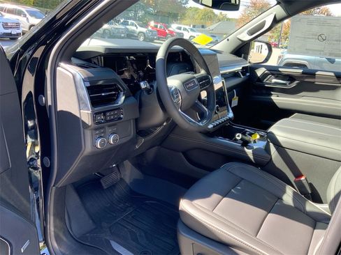 New 2026 GMC Yukon XL Elevation w/ LPO, Get Active Package image 10