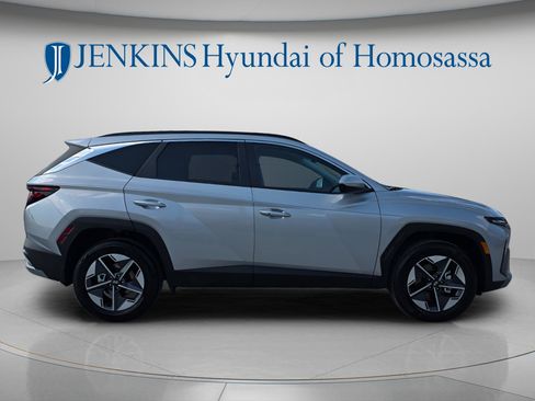 New 2026 Hyundai Tucson SEL image 1