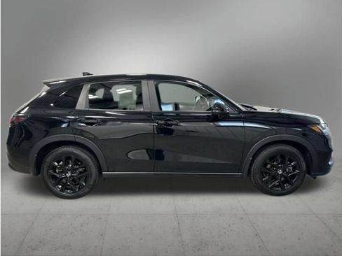 Certified 2024 Honda HR-V Sport image 7