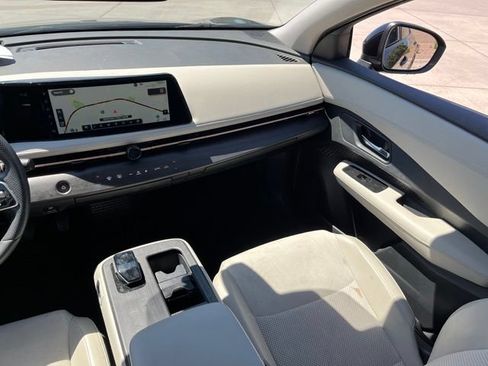 Used 2024 Nissan Ariya FWD image 10