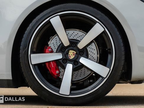 Used 2022 Porsche 911 Carrera S w/ Sport Package RWD image 9