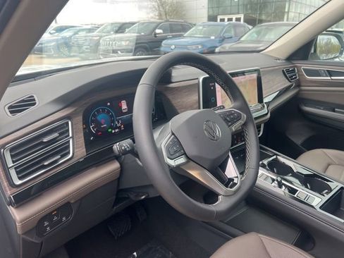 New 2026 Volkswagen Atlas SEL AWD/4WD image 13