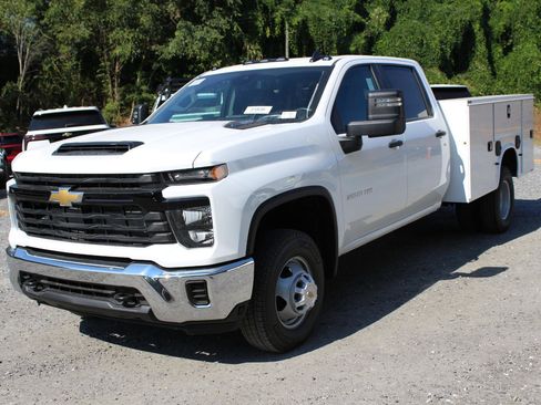 New 2025 Chevrolet Silverado 3500 W/T w/ WT Convenience Package image 2