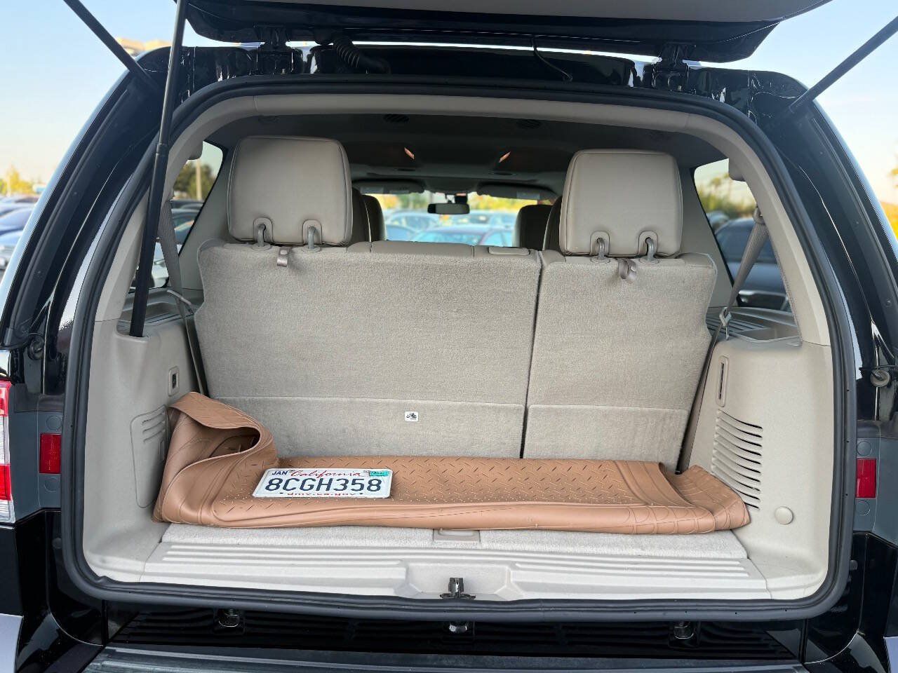 Used 2016 Lincoln Navigator Select AWD/4WD image 17