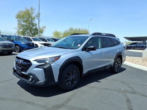Used 2023 Subaru Outback Onyx Edition XT AWD/4WD image 8