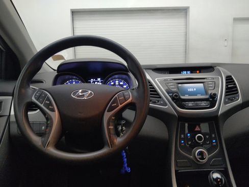 Used 2016 Hyundai Elantra SE w/ Option Group 02 FWD image 22