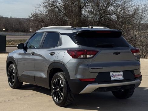 Used 2021 Chevrolet TrailBlazer LT image 4