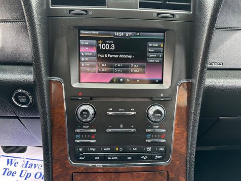 Used 2015 Lincoln Navigator 4WD image 16