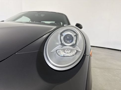 Certified 2014 Porsche 911 Carrera RWD image 11