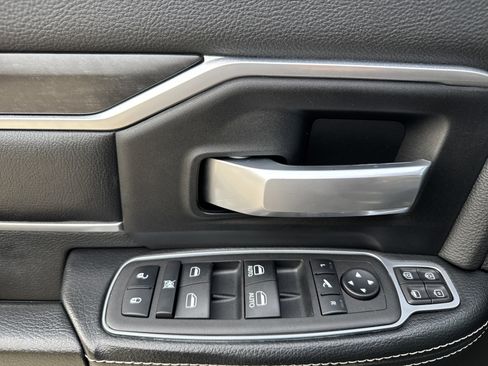 Used 2024 RAM 2500 Big Horn w/ Night Edition image 14