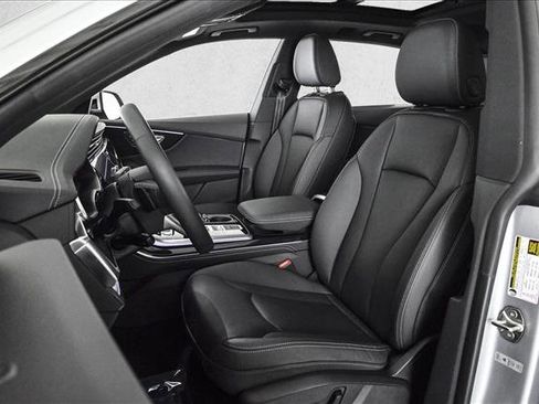 Certified 2025 Audi Q8 Premium Plus w/ Premium Plus Package image 17
