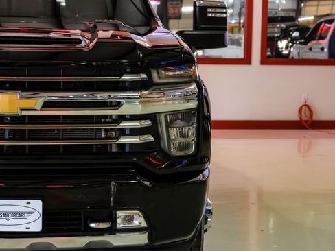 Used 2023 Chevrolet Silverado 3500 High Country AWD/4WD image 48