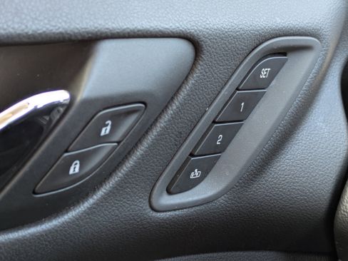 Certified 2021 GMC Acadia Denali w/ Denali Technology Package image 22