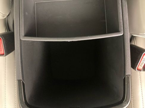 Used 2023 Kia Telluride S image 10