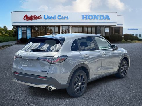 Used 2024 Honda HR-V Sport image 5