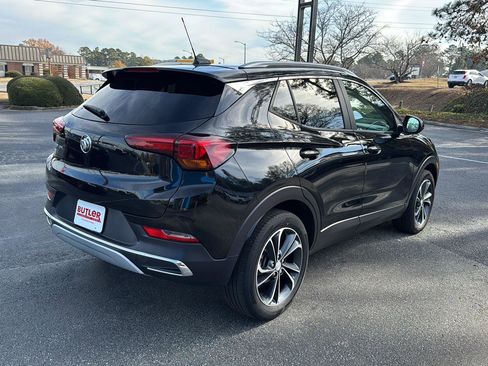 Used 2022 Buick Encore GX Essence image 5