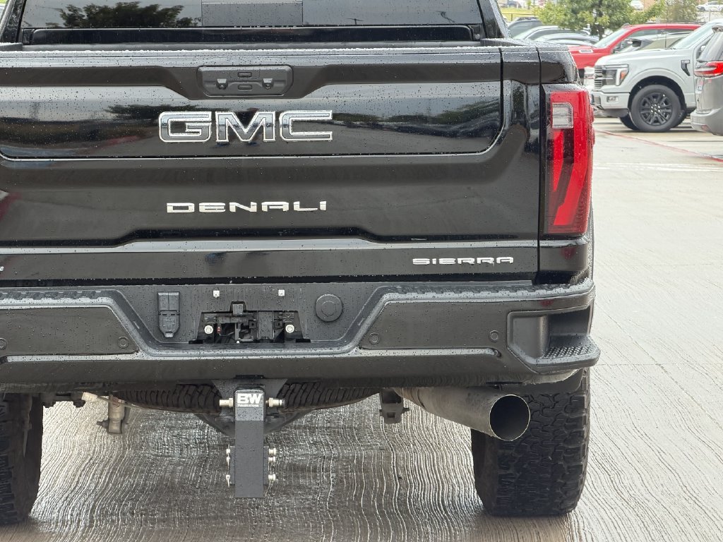 Used 2025 GMC Sierra 2500 Denali Ultimate AWD/4WD image 7