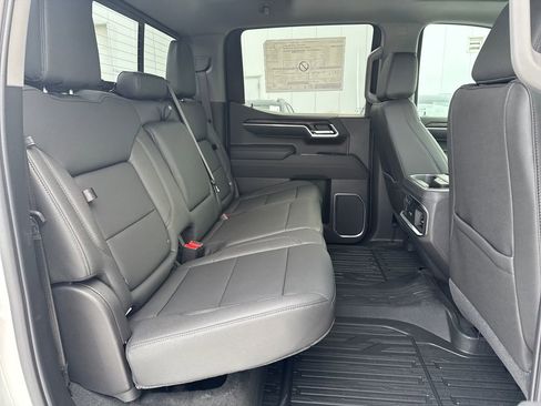 New 2026 GMC Sierra 1500 SLT w/ SLT Premium Plus Package image 44