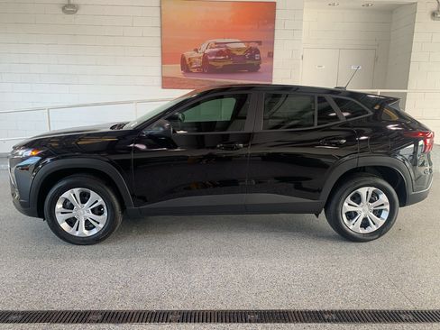New 2026 Chevrolet Trax LS FWD image 5