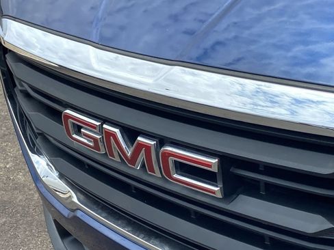 Used 2022 GMC Terrain SLE w/ Driver Convenience Package FWD image 26