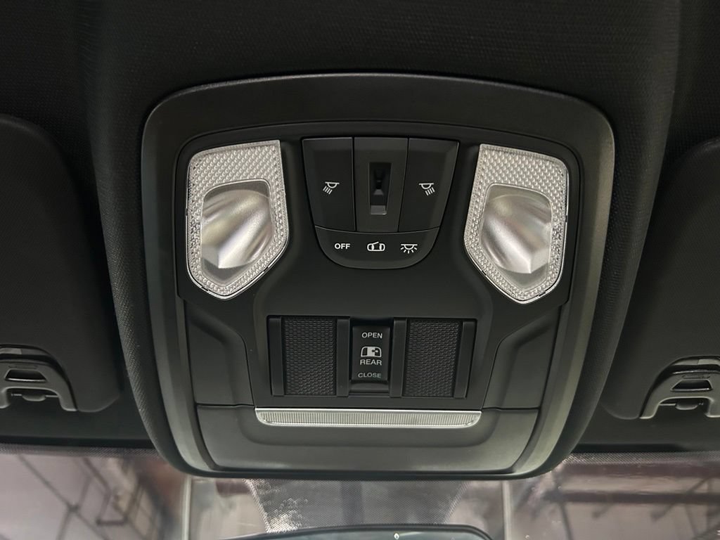 Used 2021 RAM 2500 Tradesman AWD/4WD image 31