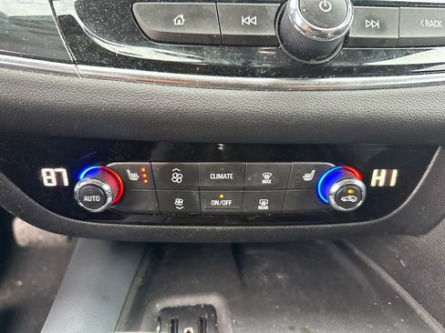 Used 2018 Buick Enclave Essence w/ Trailering Package image 18