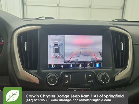 Used 2022 GMC Terrain Denali w/ Denali Premium Package image 25