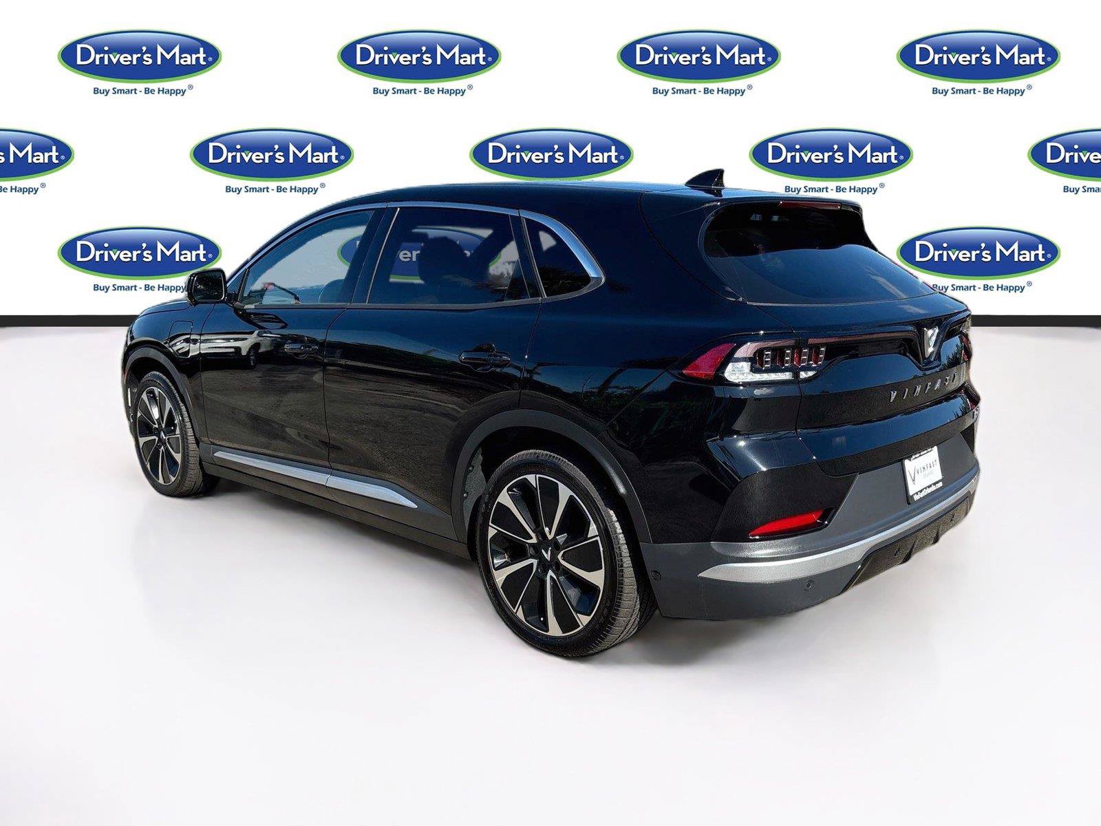 Used 2025 VinFast VF 8 Plus AWD/4WD image 5