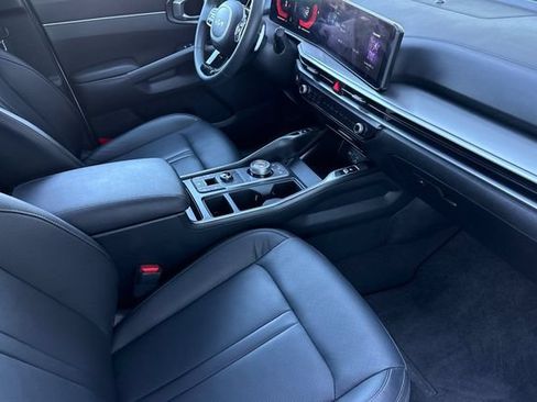 Certified 2025 Kia Sorento EX AWD/4WD image 22