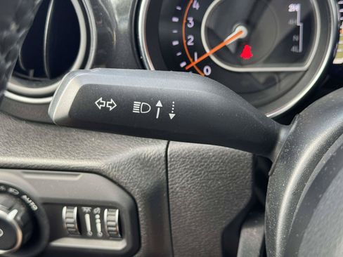 Used 2022 Jeep Wrangler Unlimited Sport AWD/4WD image 21