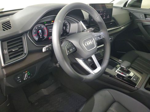 Used 2023 Audi Q5 2.0T Premium Plus w/ Premium Plus Package AWD/4WD image 25