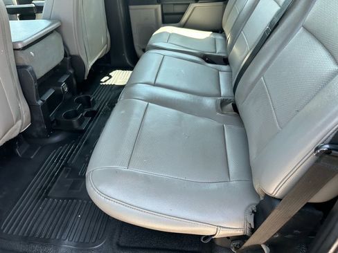 Used 2020 Ford F250 XL w/ Power Equipment Group image 30