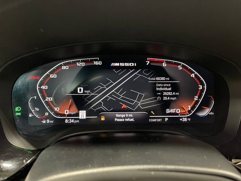 Used 2021 BMW M550i xDrive M550i xDrive w/ Premium Package image 9