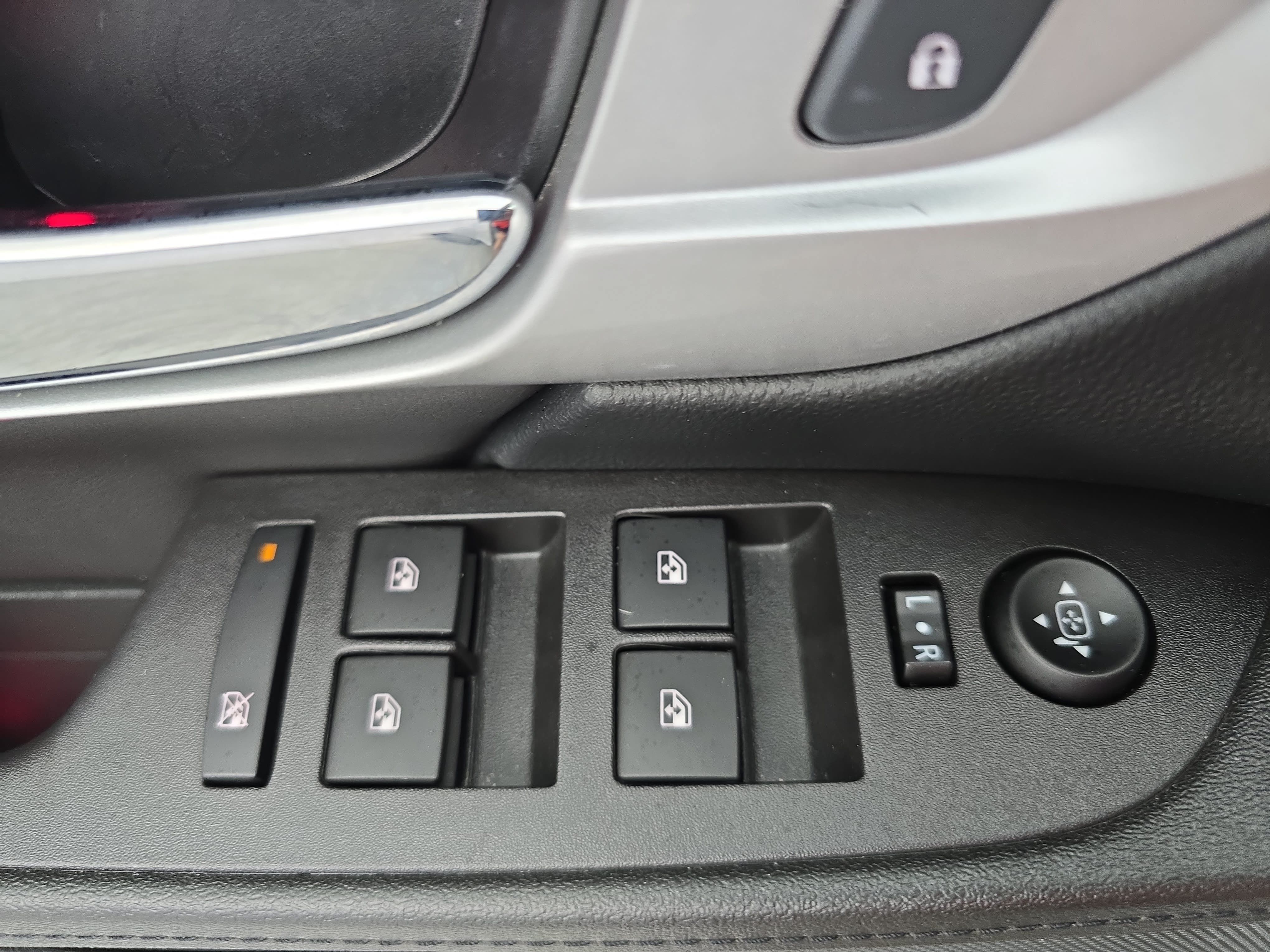 Used 2017 GMC Terrain Denali FWD image 28