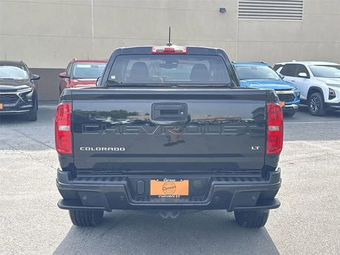 Used 2022 Chevrolet Colorado LT w/ Fleet Safety Package RWD image 4